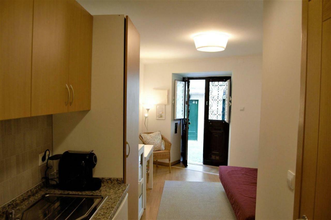 Stay In The Heart Of Alfama! Lisbon Bagian luar foto